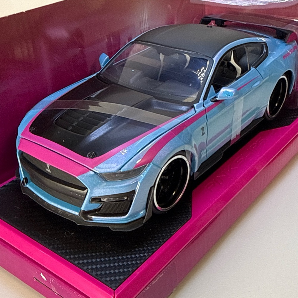 Jada pink slips 1:24 scale Blue and Pink Toy Car